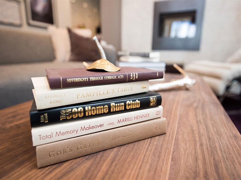 Foundry Lake Street Image 15