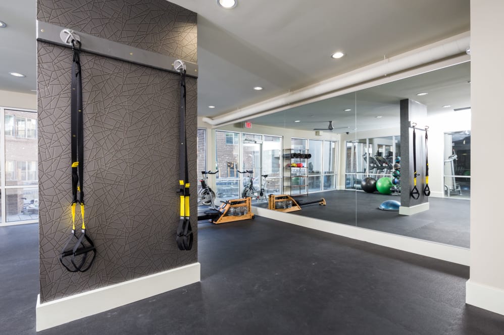 One Metrocenter Image 9