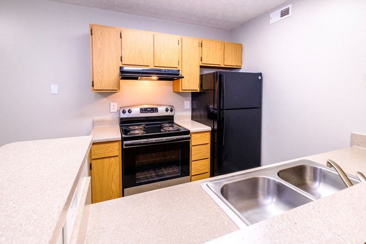 Sterling Park Apartments Image 10