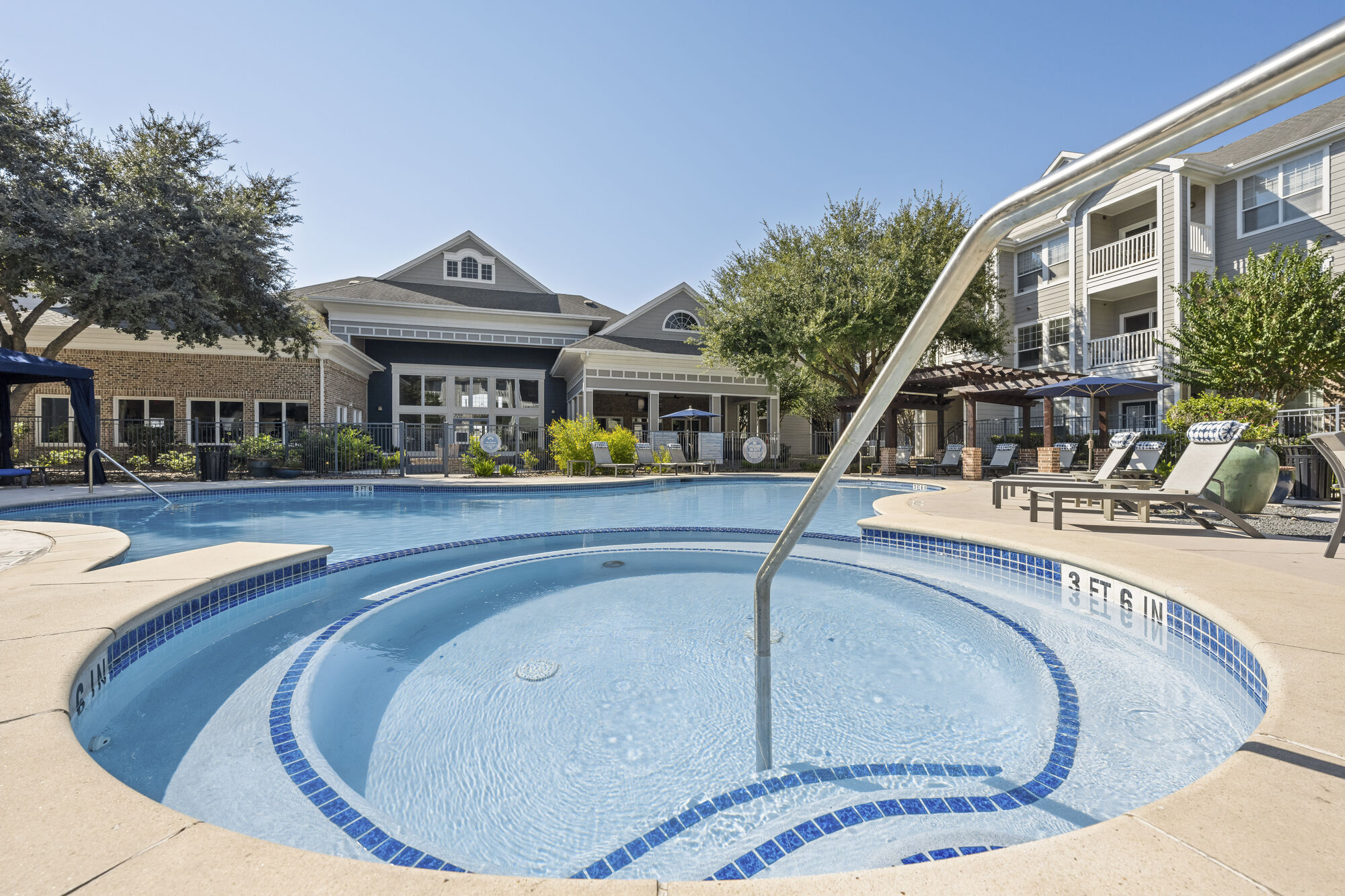 The Pointe at Victoria Image 1