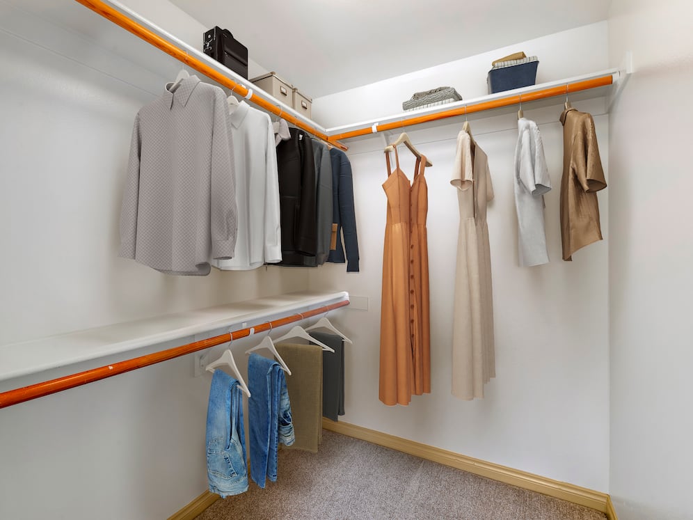 Walk-in closet