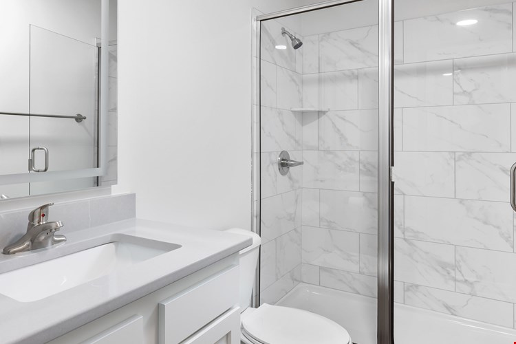 Hurstbourne Grand Apartments Image 104