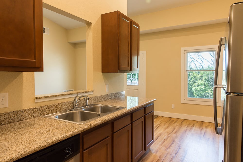 Fieldstone Apartments Image 8