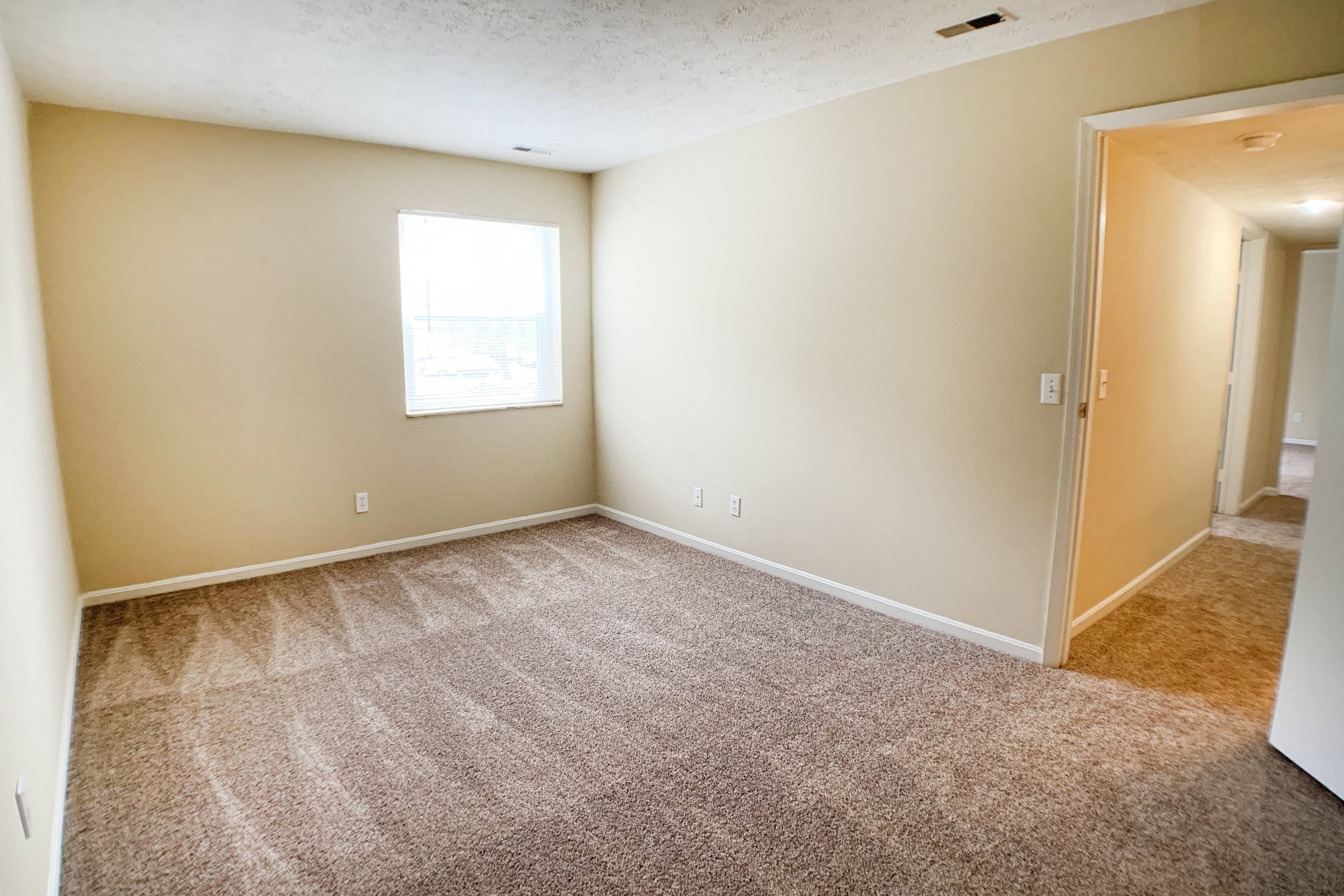 Crown Crossing Apartments Image 36