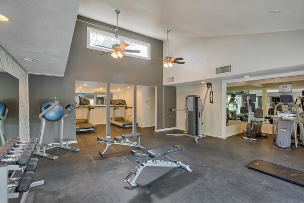 The Knolls at Sweetgrass Apartment Homes Image 10