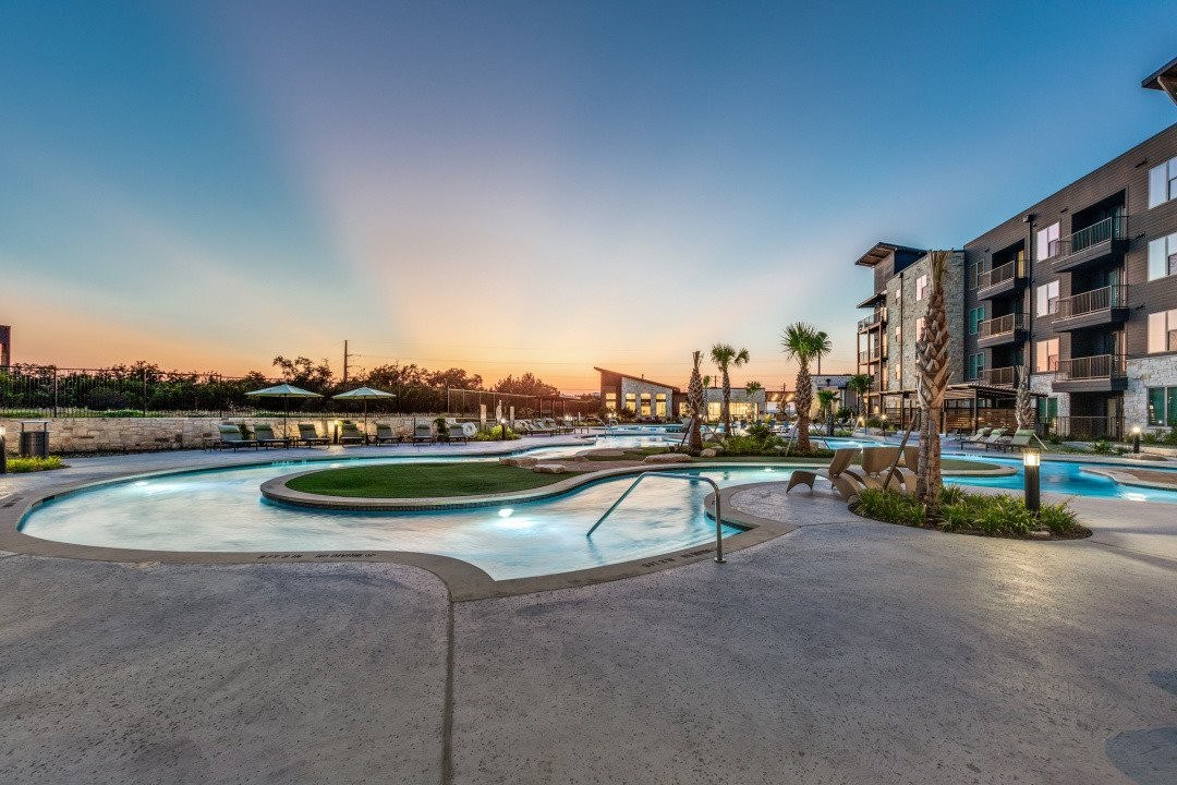 Aura High Pointe Image 16