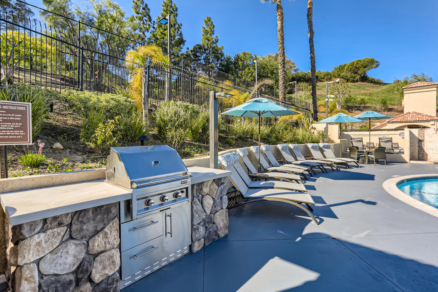 Shadow Ridge Apartment Homes Image 16