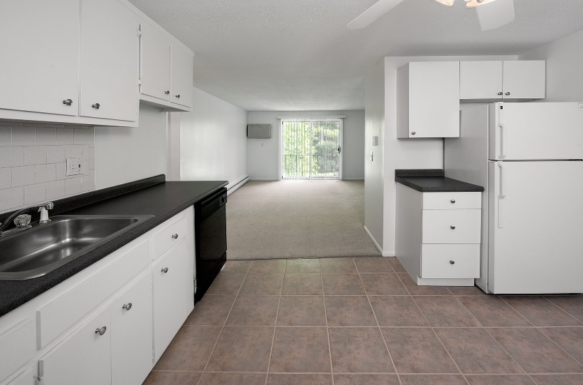 Sagamore Court Image 3