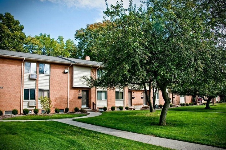 River Bend Townhouses Image 1