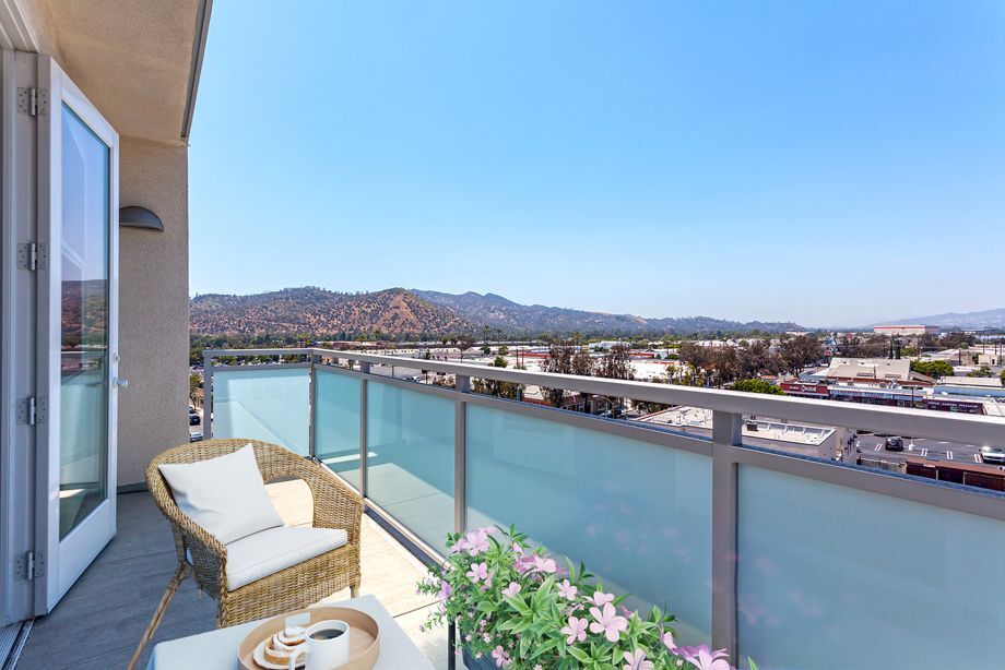 Camden Glendale Image 15