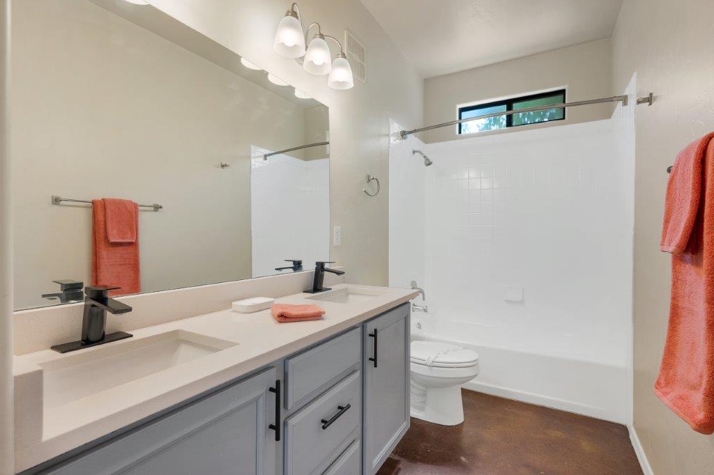 The Benedictine Townhomes Image 13