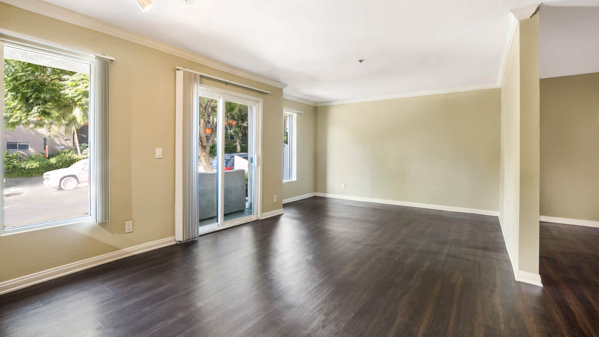 Vantage Hollywood Image 13