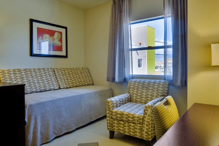 Downtown @ 700 2nd Image 4