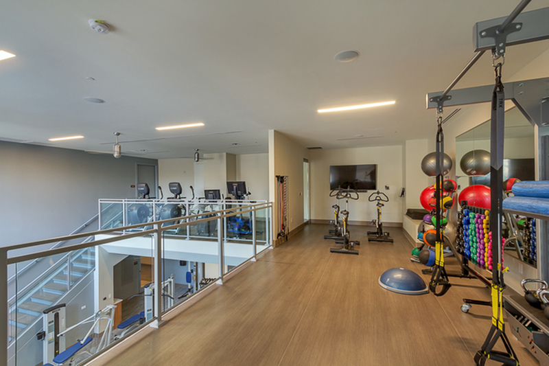 24/7 Fitness Center