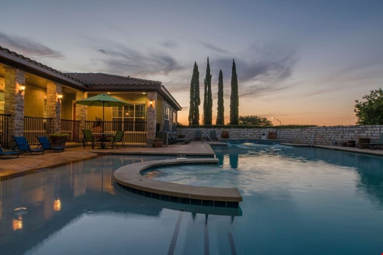 The Abbey at Stone Oak Image 13