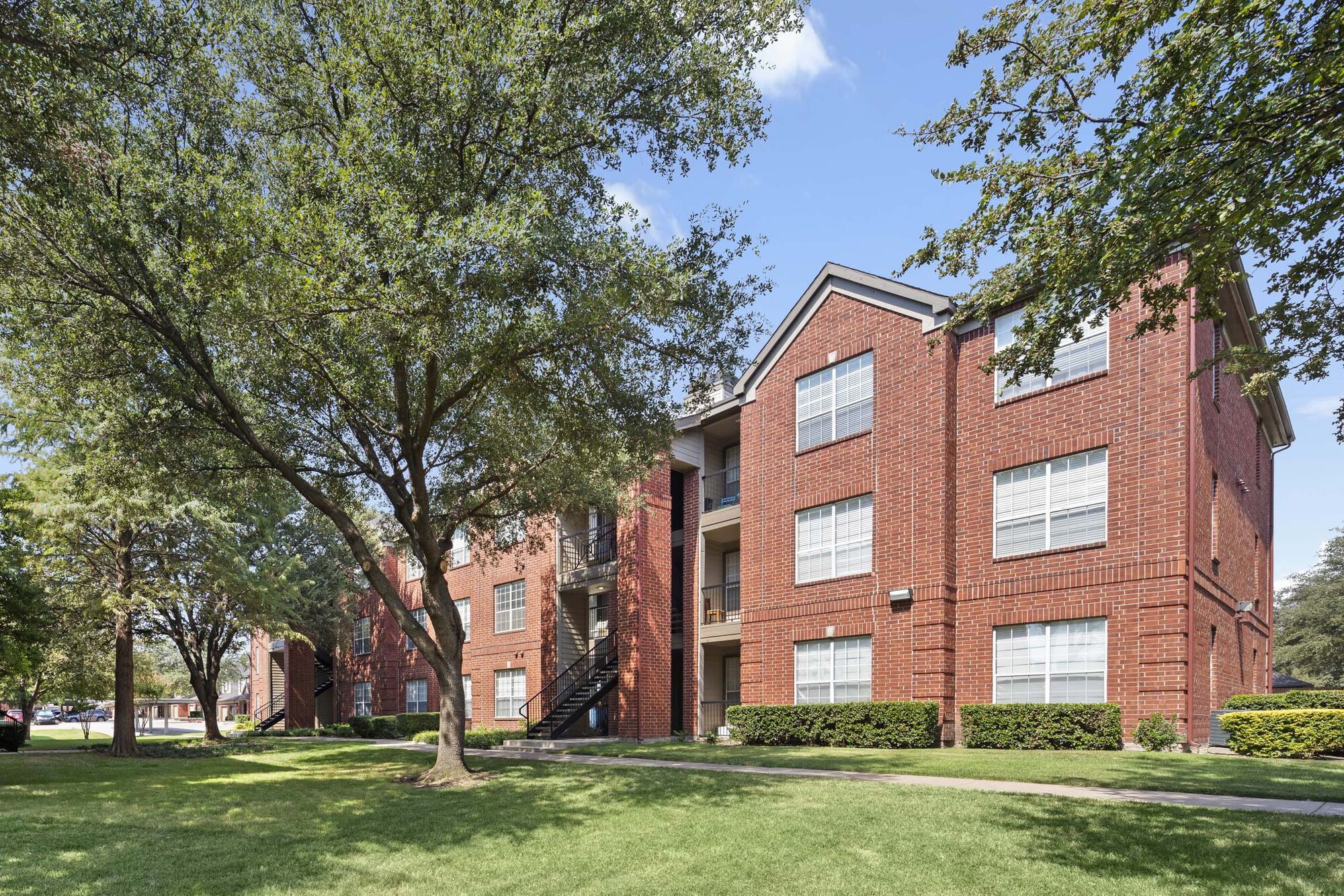 Camden Addison Image 40