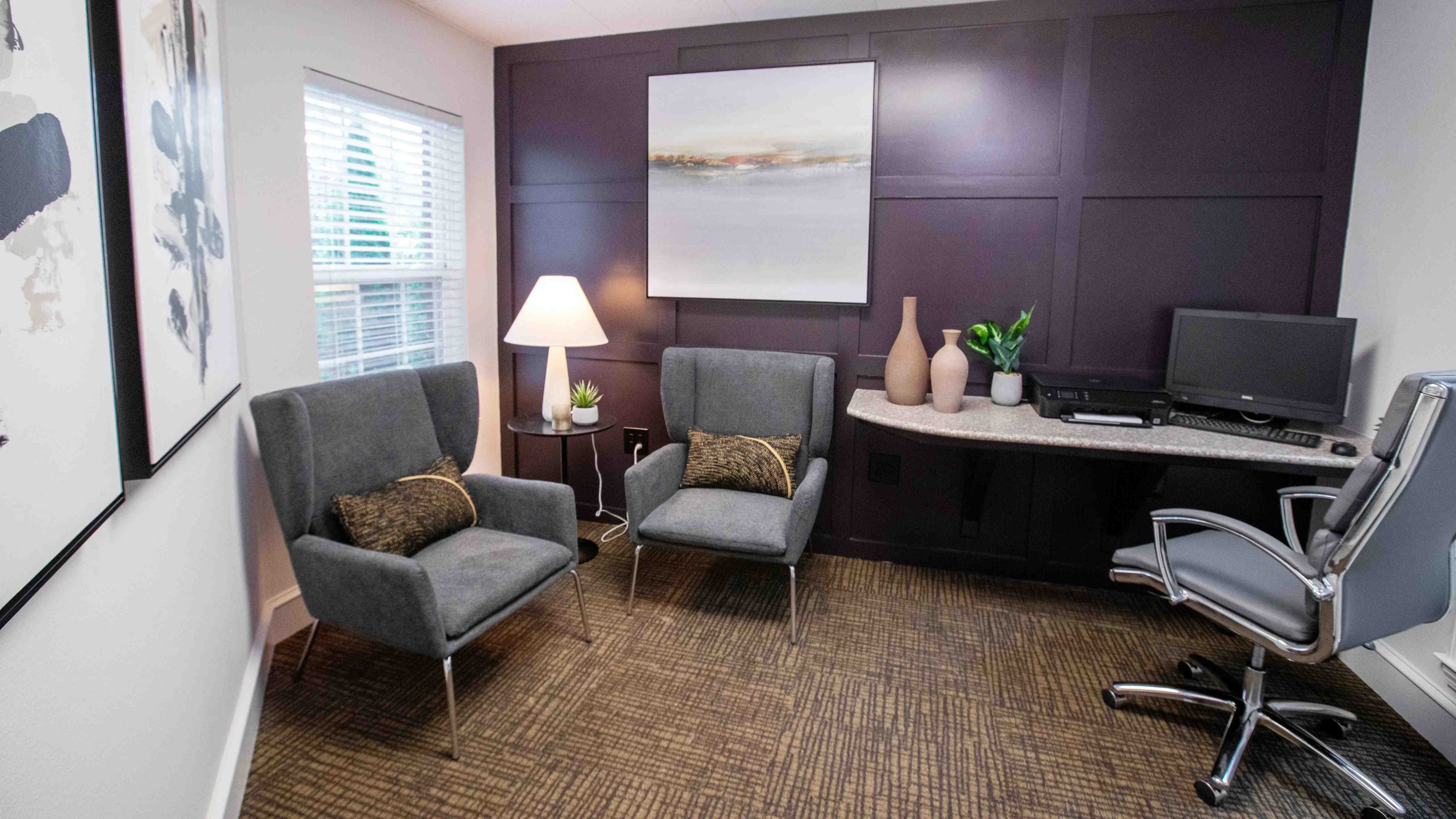 Stay connected and engaged in our resident business center, offering a comfortable haven to catch up on work or browse the web. 