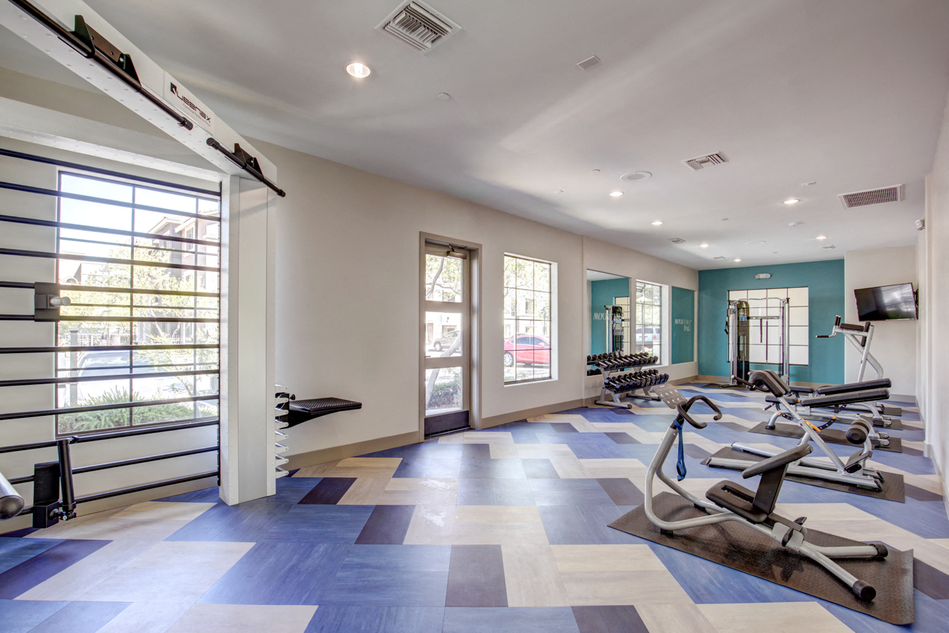 Mountain Gate Image 25