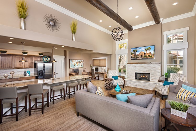 Villas On Hampton Avenue Image 5