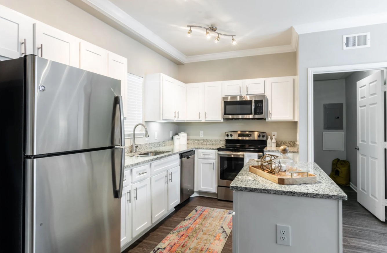 Fountain View on the Plaza Image 10