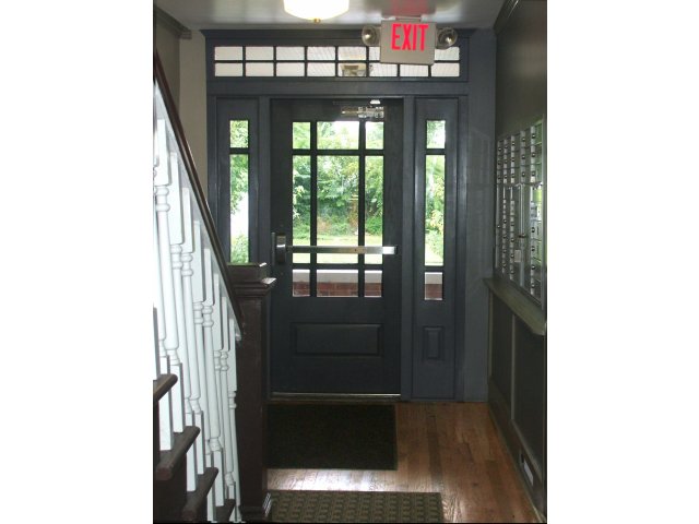 3408 Gillham Image 6