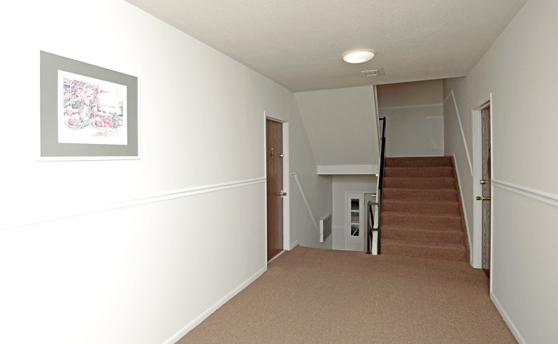 Chesterfield Manor Image 9