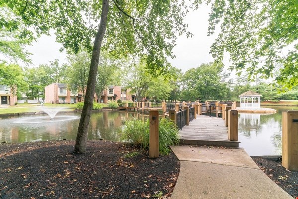 Ramblewood Village Image 4