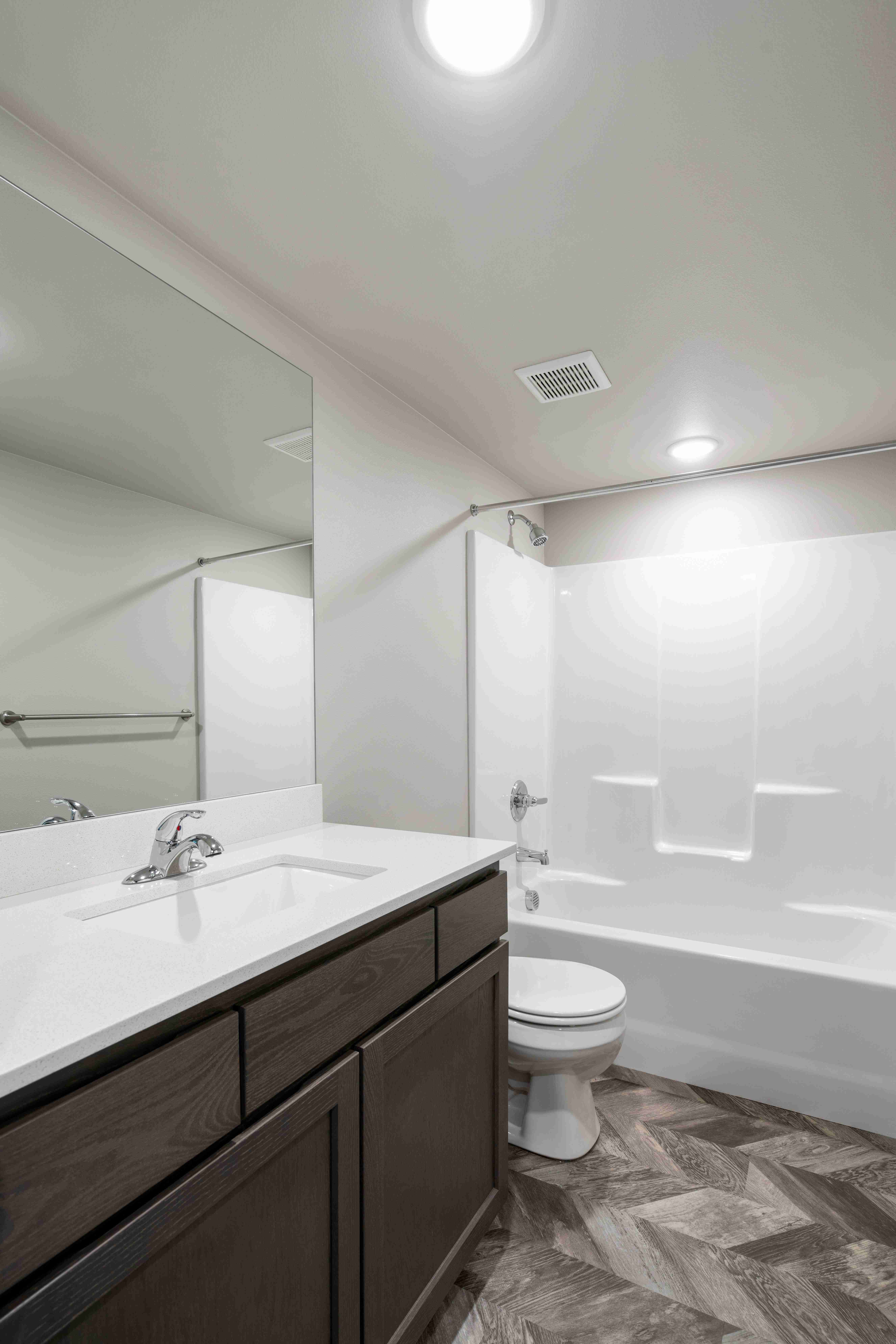 Pioneer Apartments Image 9