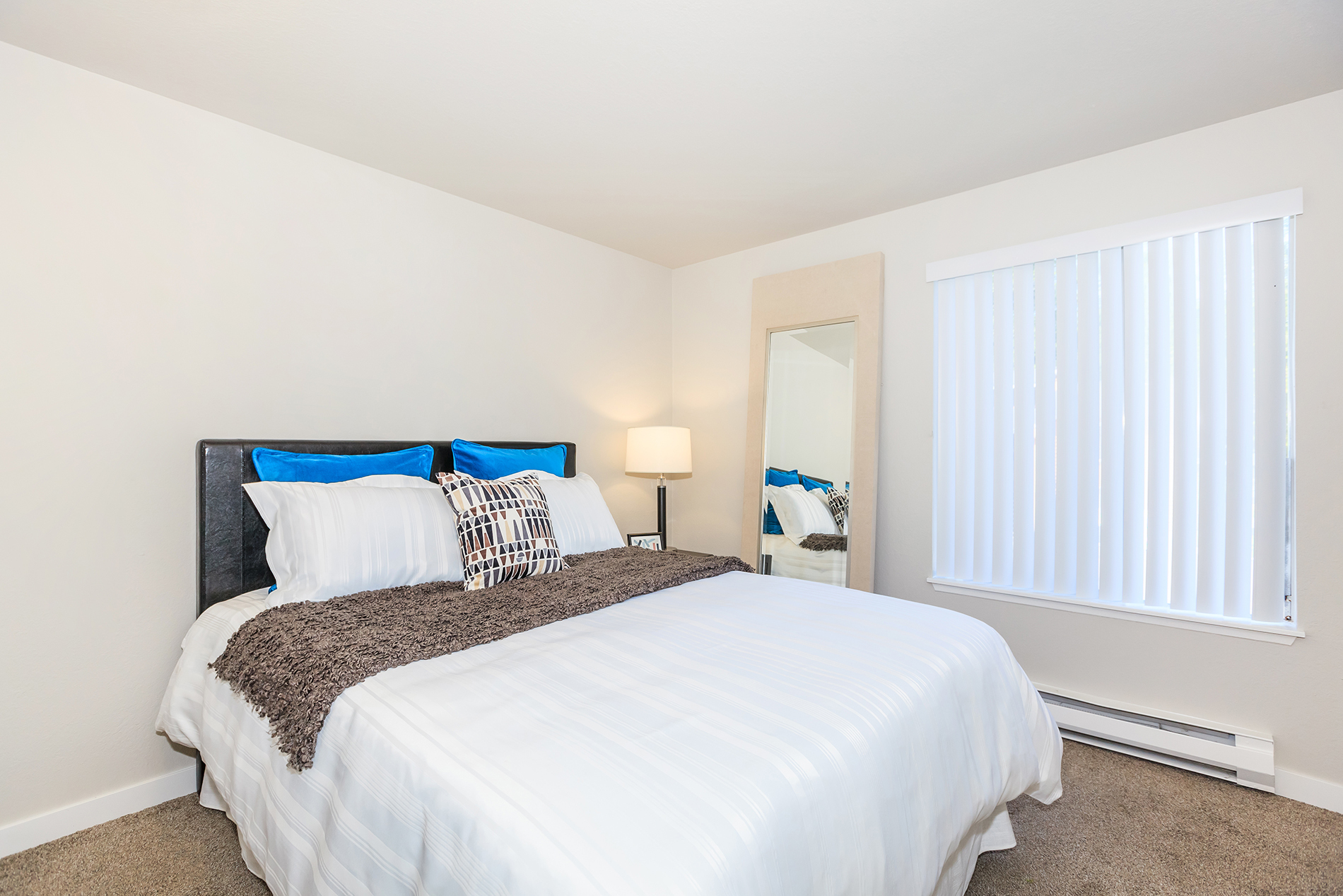 Chelsea by the Bay Image 8