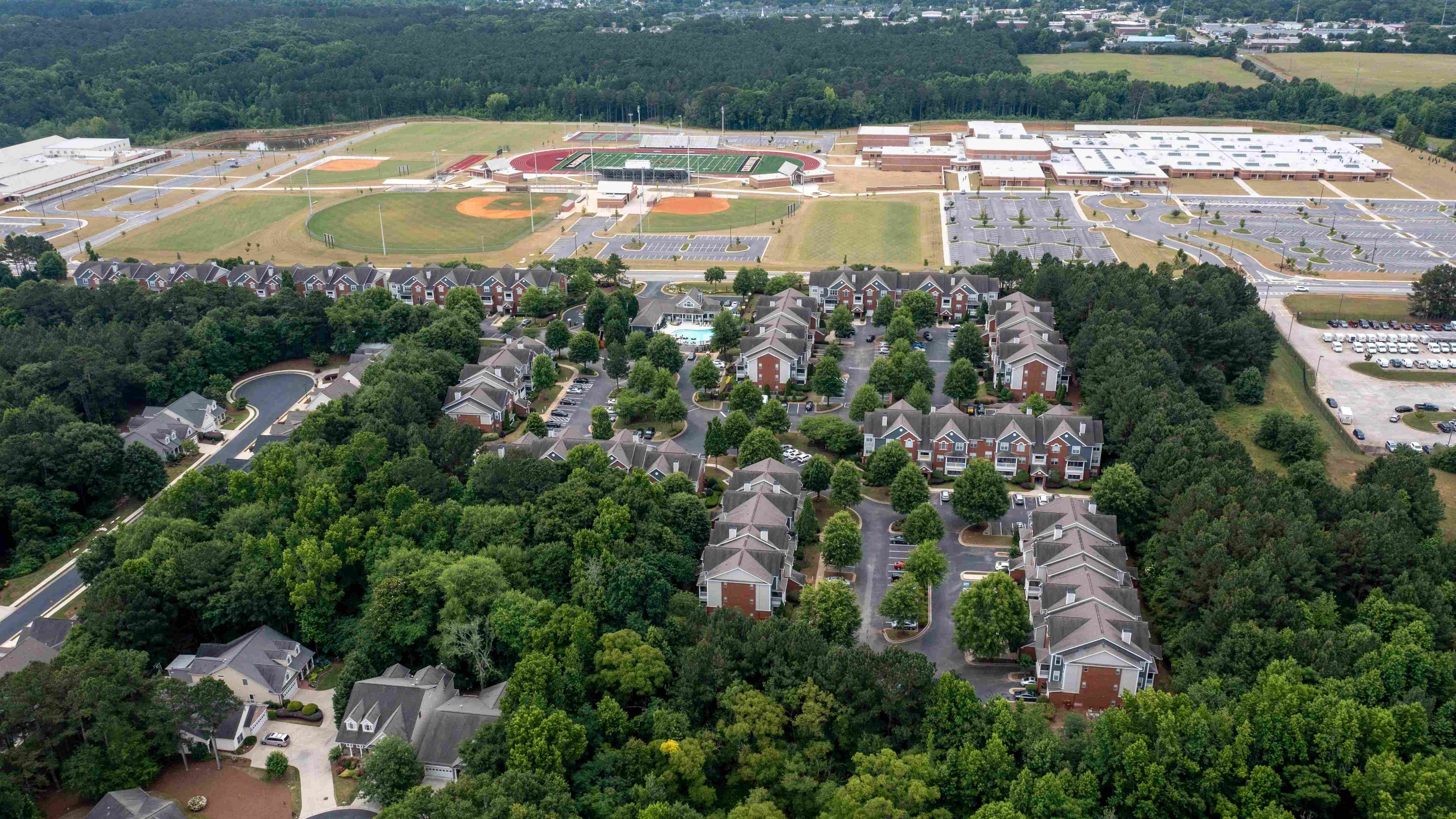 Discover the unrivaled beauty of our vibrant apartment community!