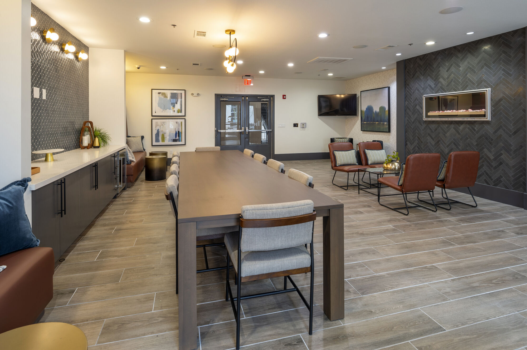 33ThirtyThree Image 34