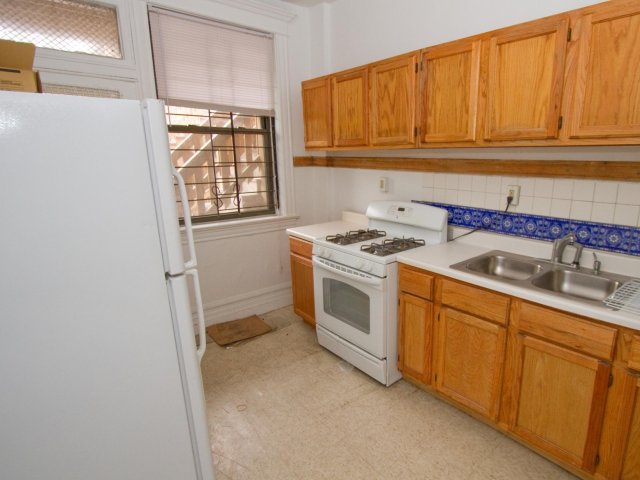 5401-5403 S Woodlawn Avenue Image 9