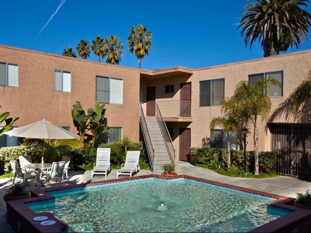 Elan The Plaza Image 3