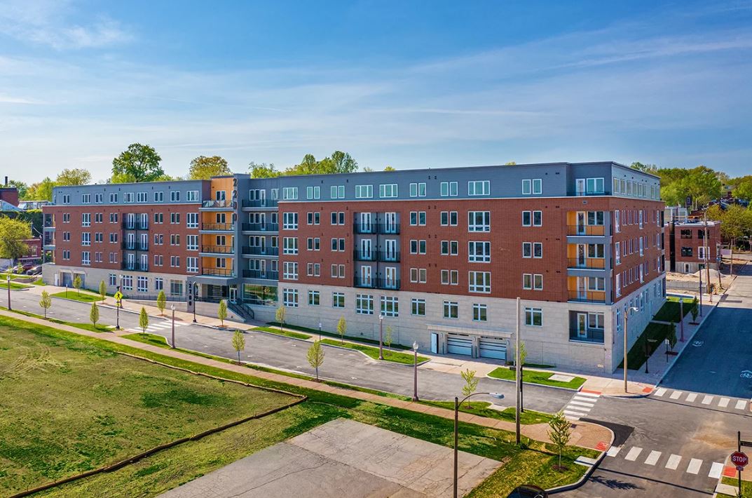 2200 LaSalle at Lafayette Square Image 1