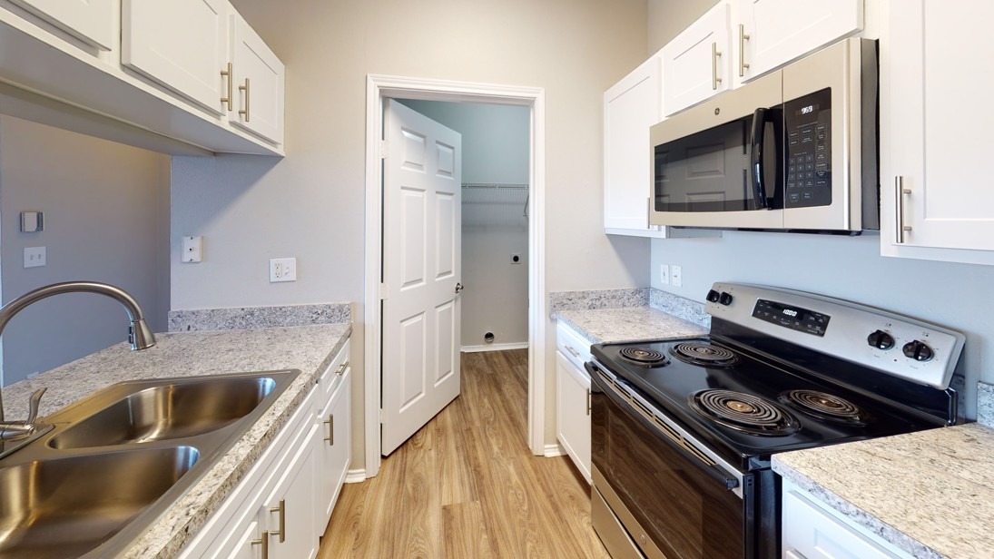 Montclair Parc Apartments Image 7
