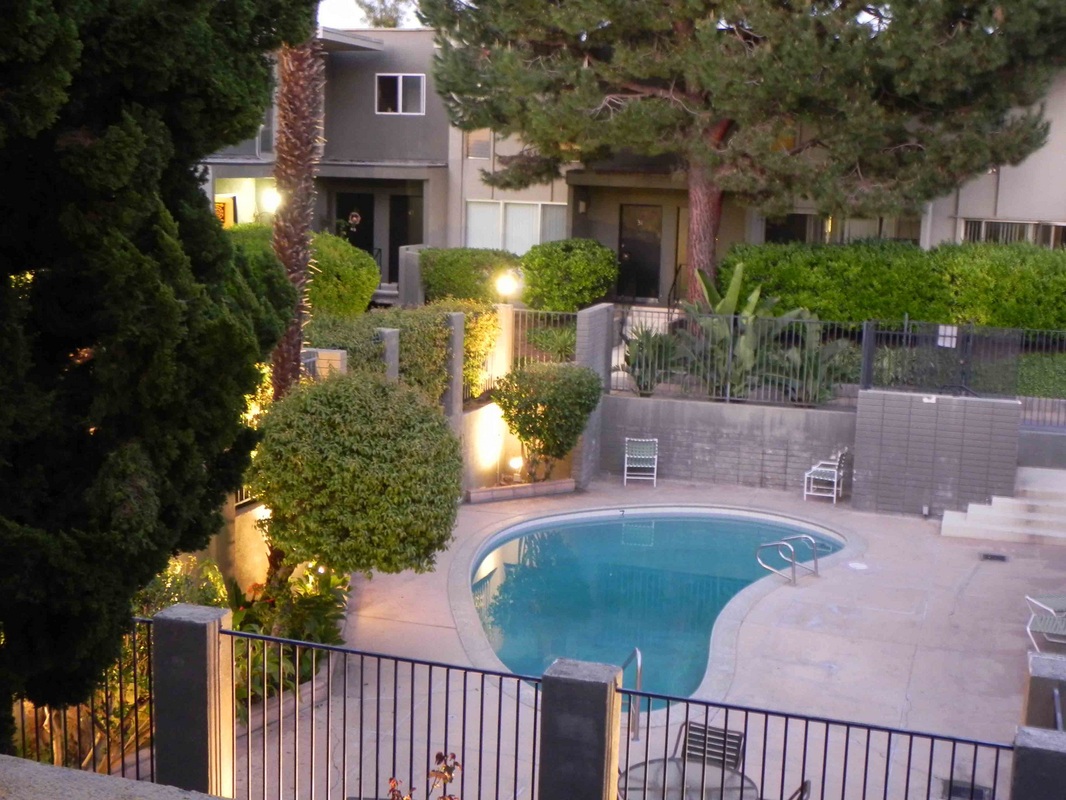 Fontainebleau Apartments Image 1