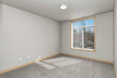 700 Broadway Image 12