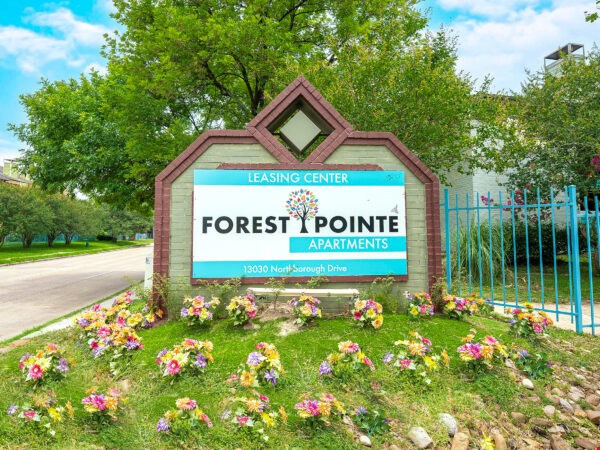 Forest Pointe Image 2