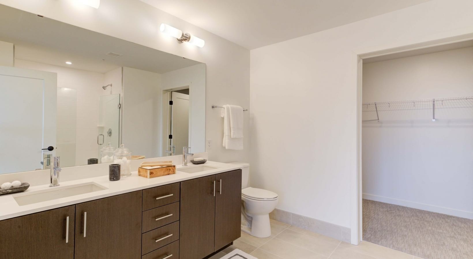 270 Hennepin Image 16