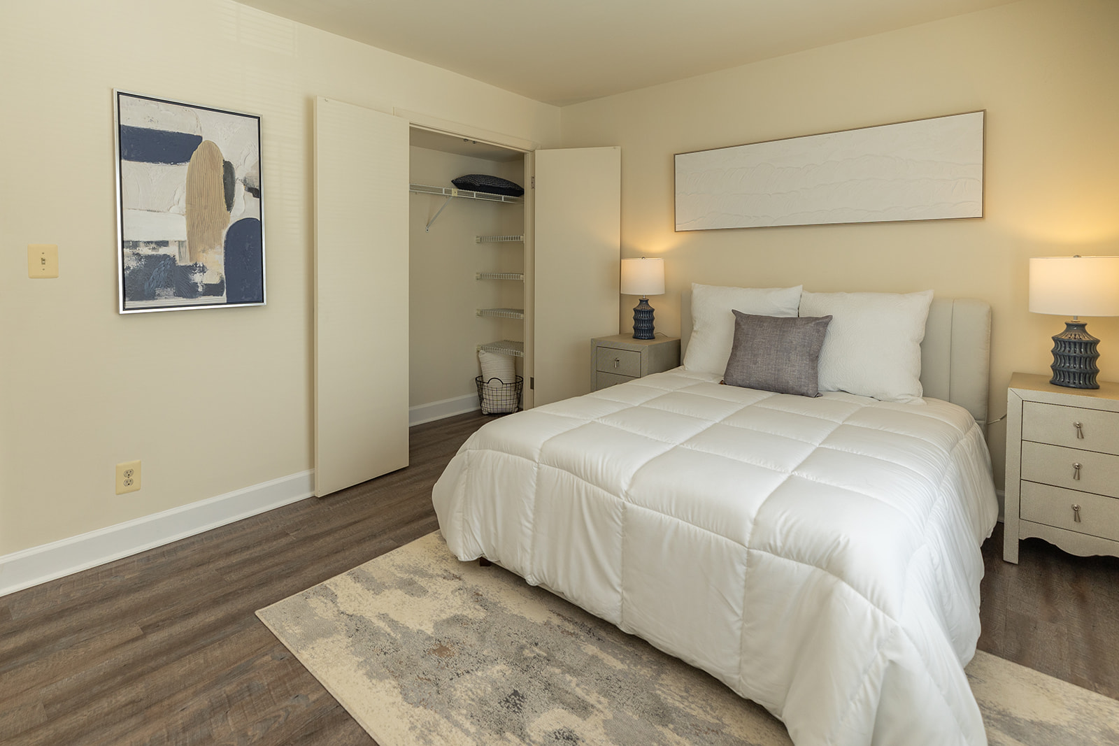 The Brittany Apartments Image 30