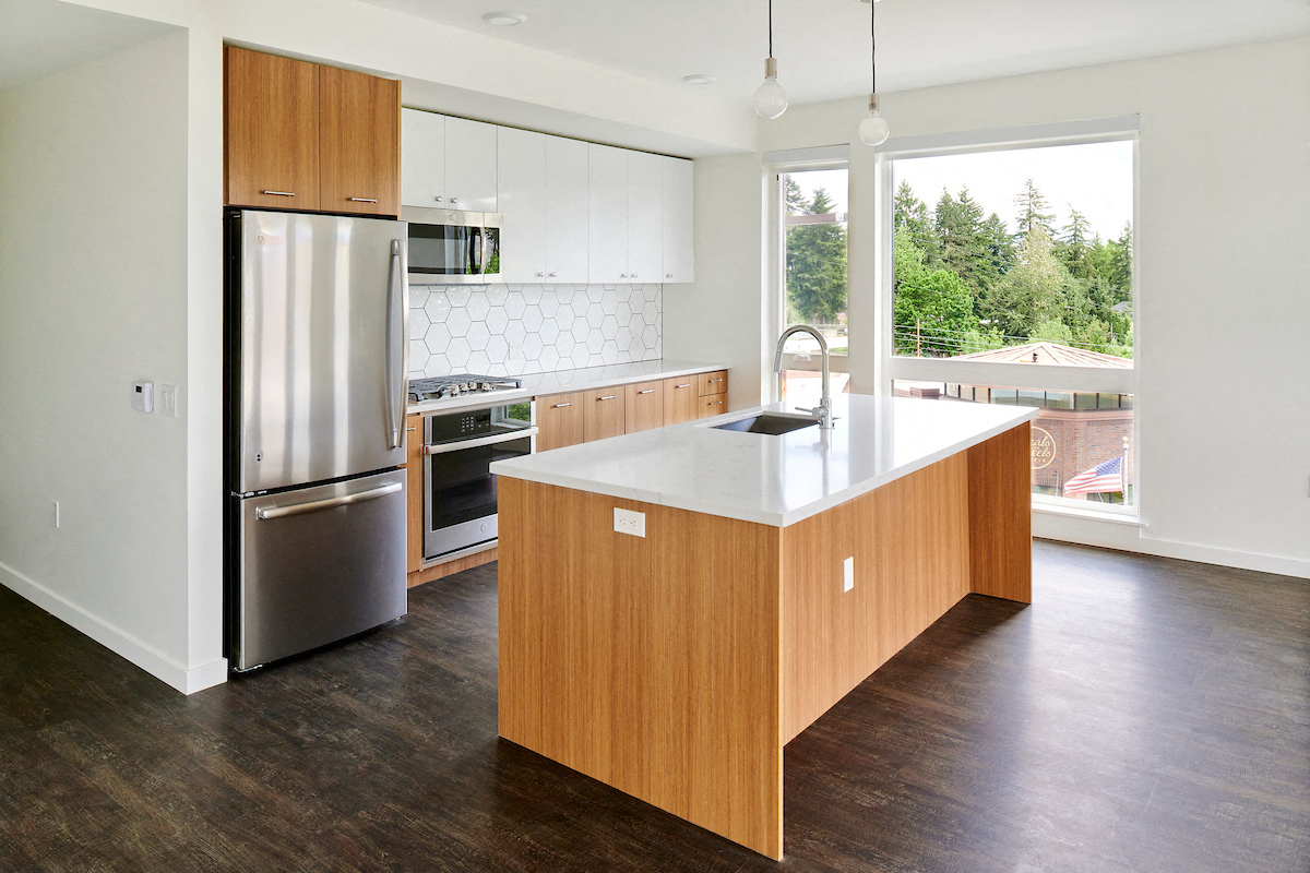 Multnomah Station Apartments kitchen