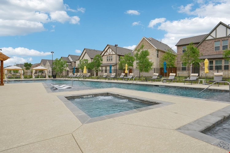 BB Living The Tribute Image 45