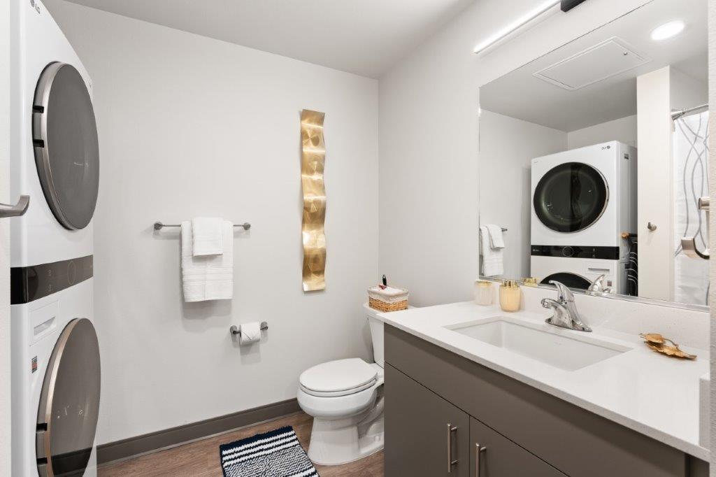 Ironside Apartments Image 37