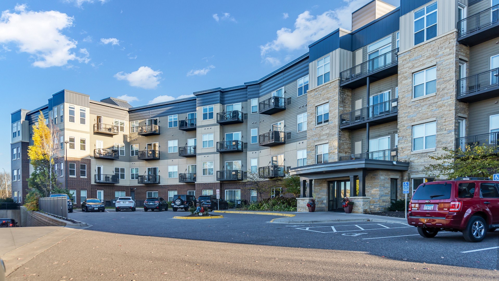 Overlook on the Creek Image 89