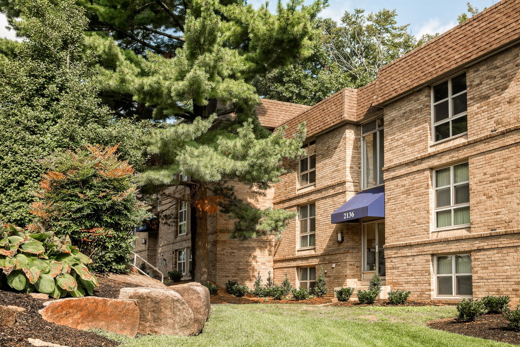 Top of the Hill Apartments Image 26