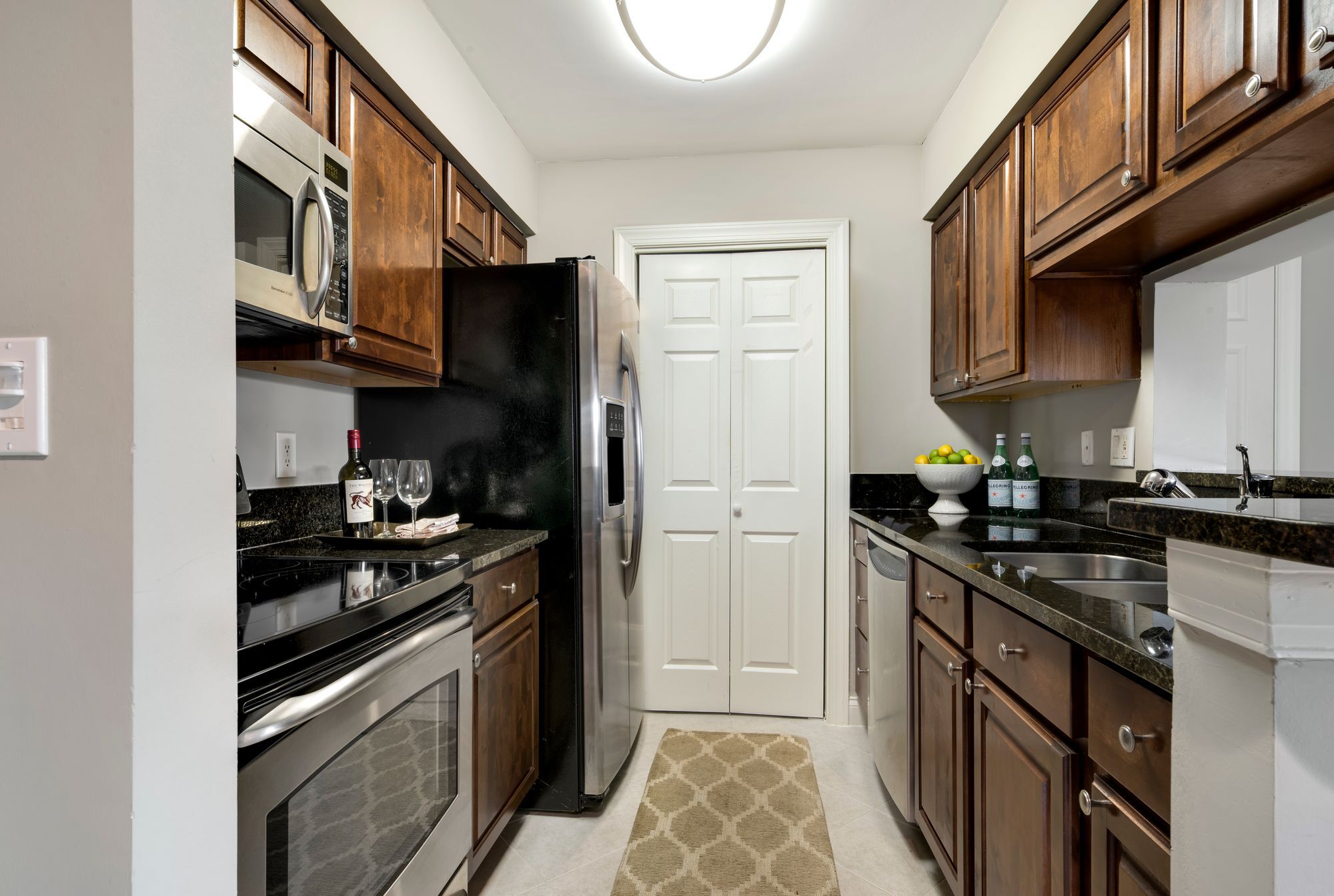 Mizner Court Image 42