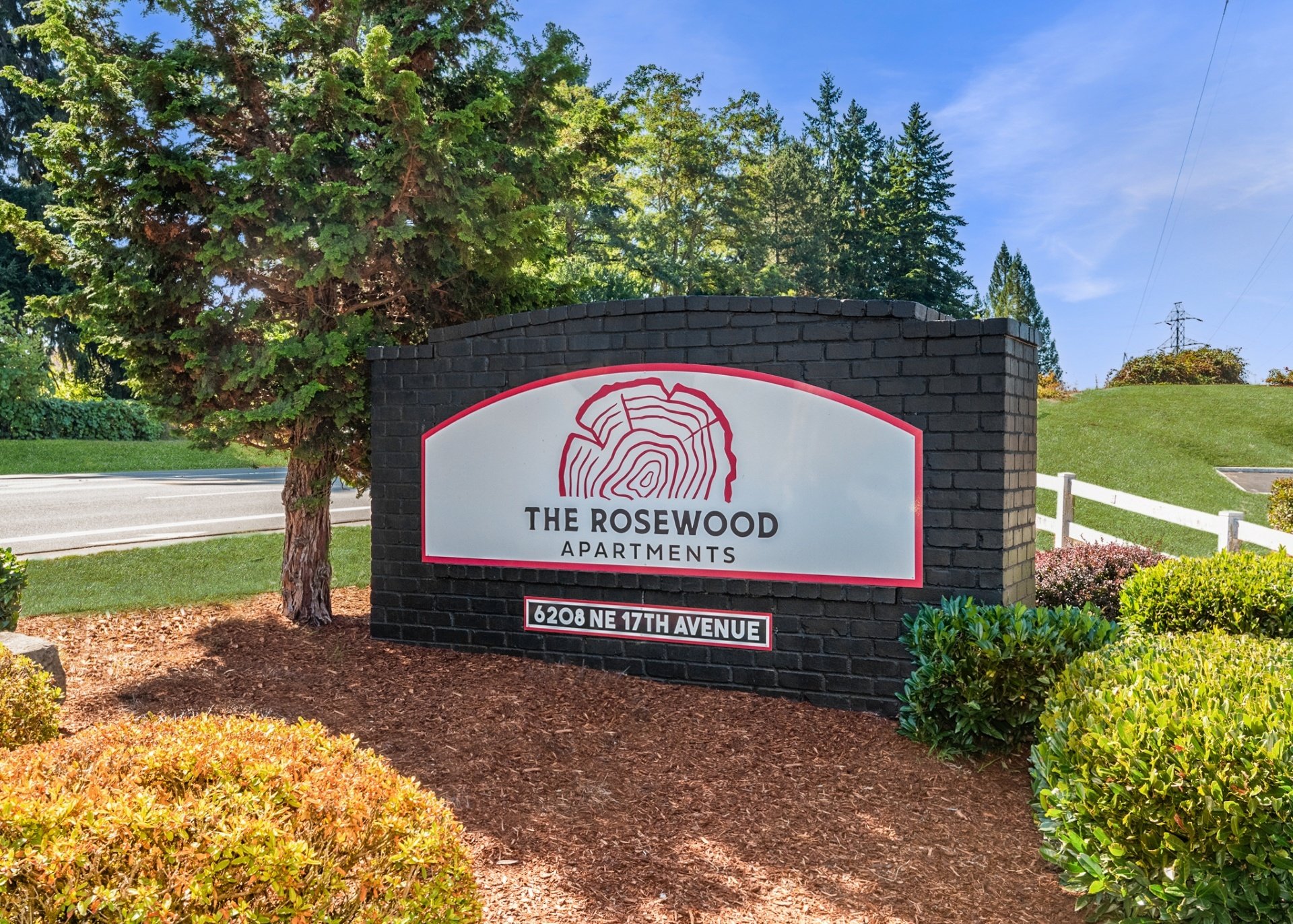 The Rosewood Apartments Image 25