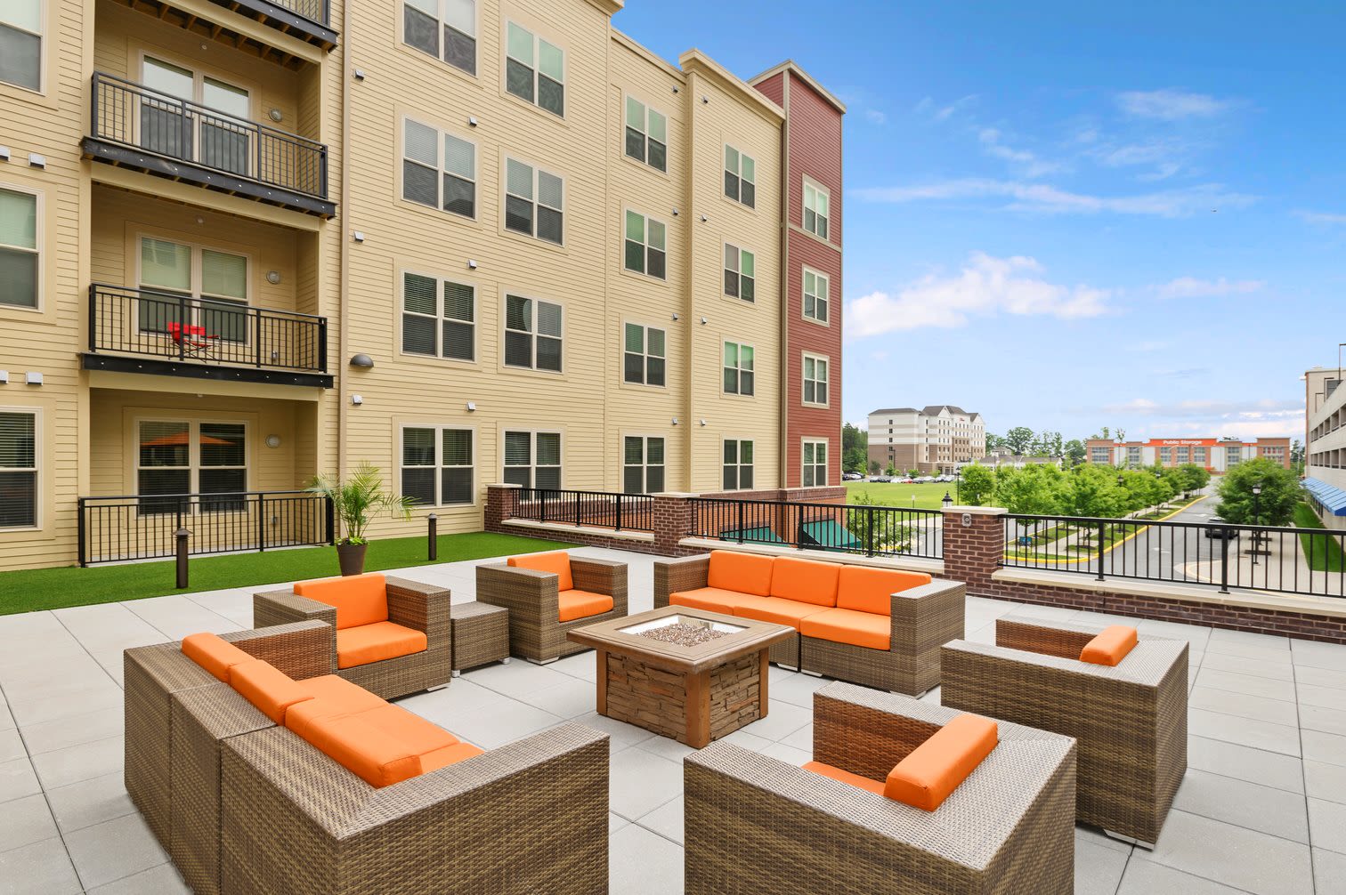 The Flats at Neabsco Image 2