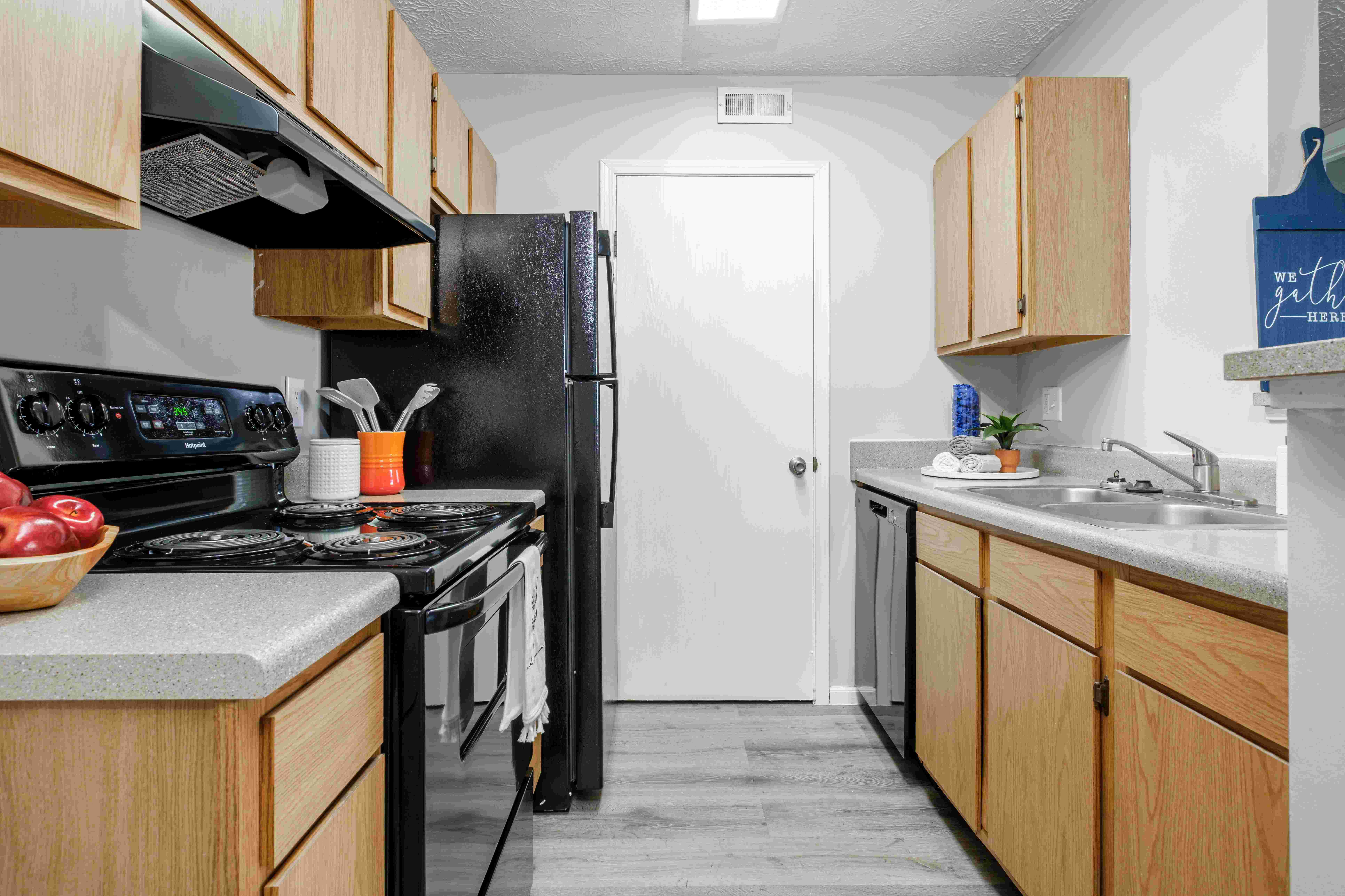 Sterling Park Apartments Image 7