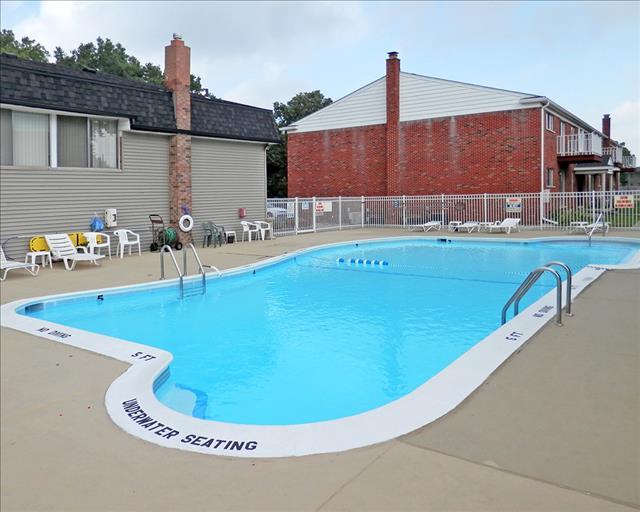 Woodside Manor Image 3